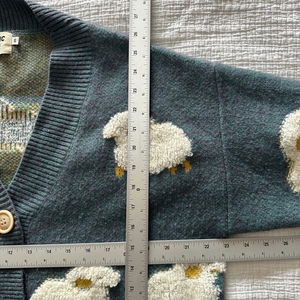 Aelfric Eden Blue Sheep Fluffy Pattern Knit Cardigan - Small - Picture 3 of 6